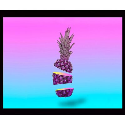 Inramad Canvastavla i trä - 41x56 cm - Skivad ananas i en surrealistisk komposition - Lila / Rosa / Turkos