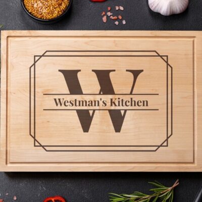 Personlig Skärbräda i Trä med Bokstav & Text